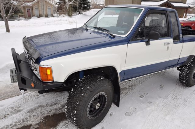 1985 Blue Toyota Other Extended Cab Pickup