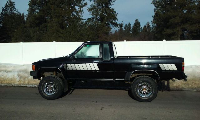 1985 Black Toyota Other Extended Cab Pickup