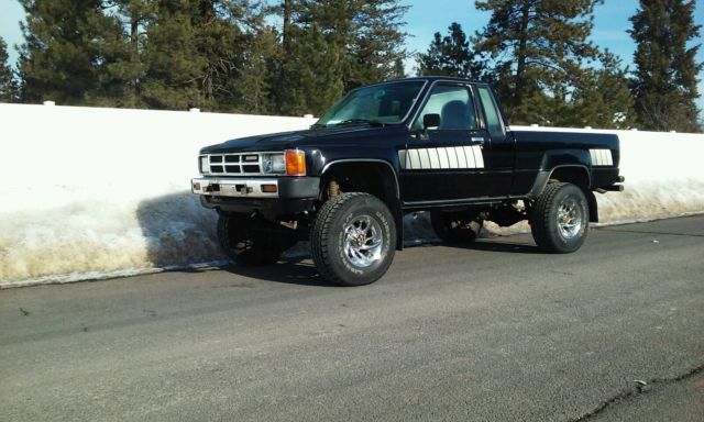 1985 Black Toyota Other Extended Cab Pickup