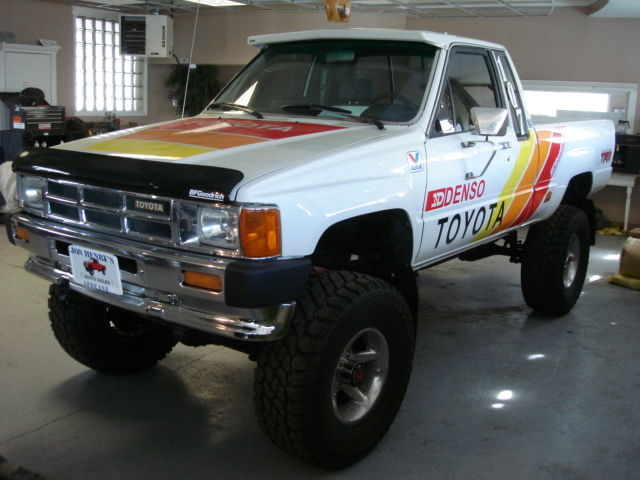 1985 White Toyota Other