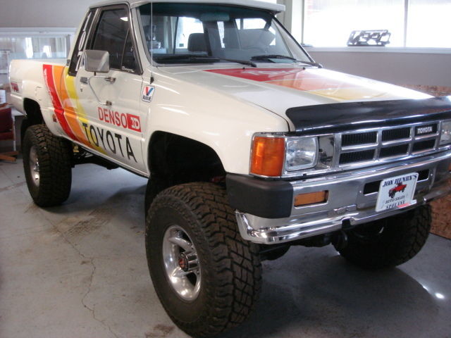 1985 White Toyota Other