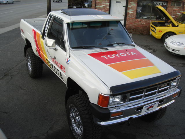 1985 White Toyota Other