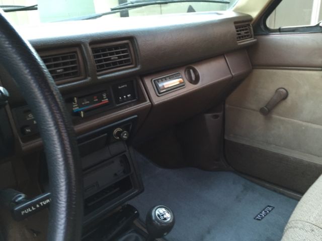 1985 Red Toyota Other Extended Cab Pickup