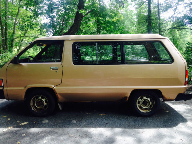 1985 Brown Toyota Other Van Camper