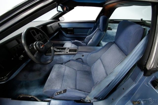 1985 Blue Chevrolet Corvette