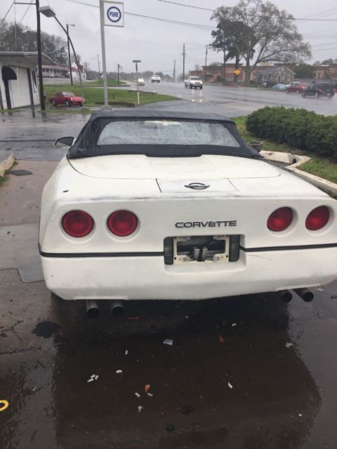 1985 White Chevrolet Corvette Convertible