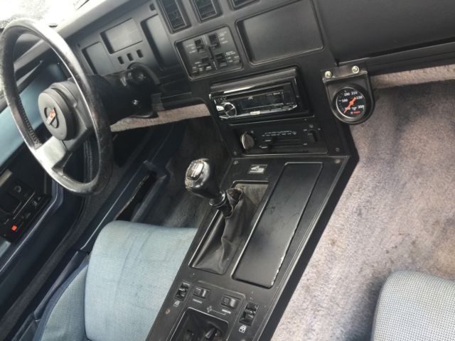 1985 White Chevrolet Corvette Convertible