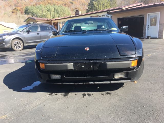 1985 Porsche 944