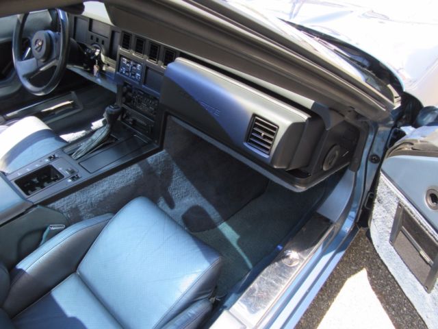 1985 MEDIUM BLUE METALLIC Chevrolet Corvette Coupe