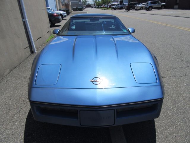 1985 MEDIUM BLUE METALLIC Chevrolet Corvette Coupe