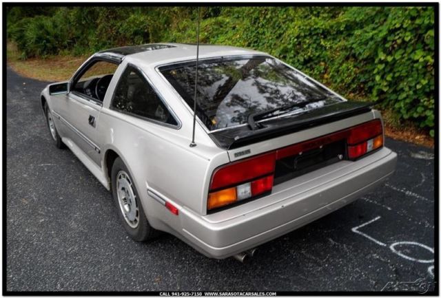1986 Silver Nissan 300ZX