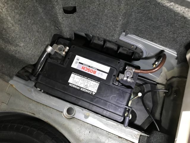 1986 Blue BMW 3-Series Sedan