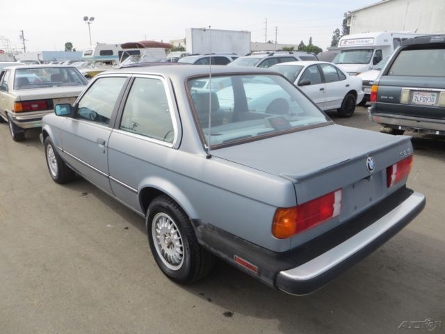 1986 Gray BMW 3-Series Sedan