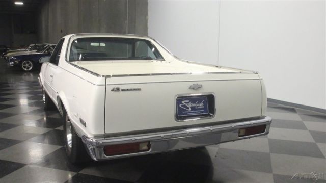 1986 White Chevrolet El Camino