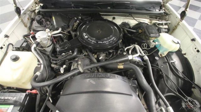 1986 White Chevrolet El Camino