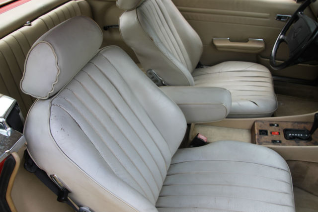 1986 Red Mercedes-Benz SL-Class Convertible