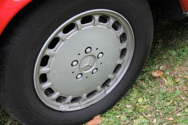 1986 Red Mercedes-Benz SL-Class Convertible