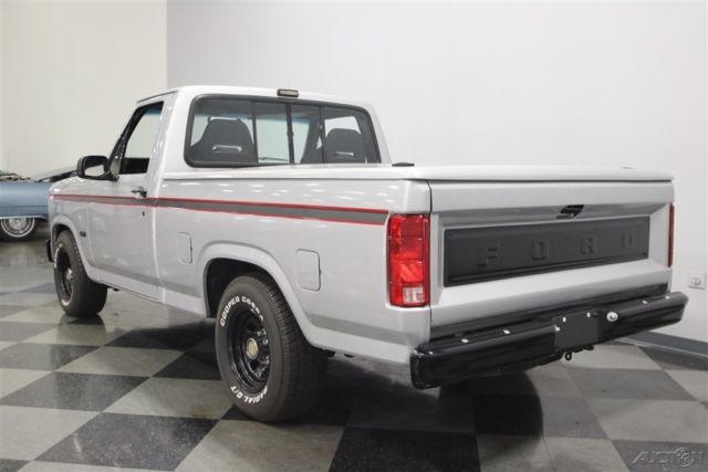 1986 Silver Ford F-150
