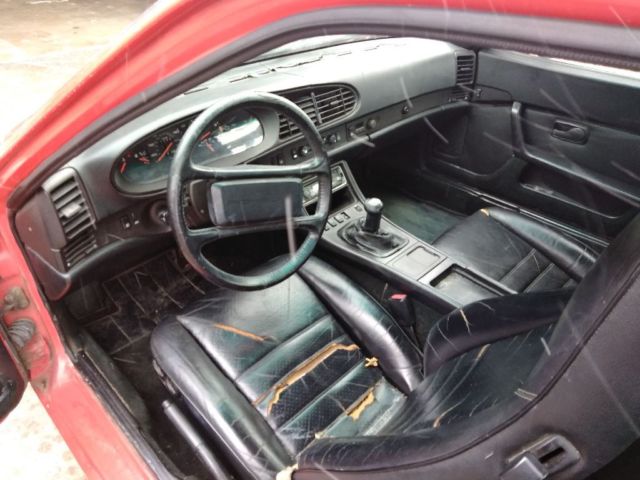 1986 Red Porsche 944 Coupe