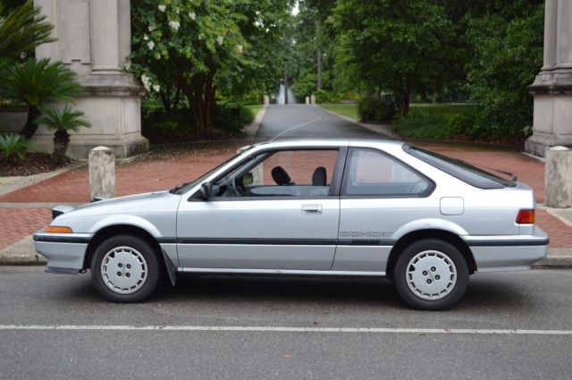 1986 Silver Acura Integra Hatchback