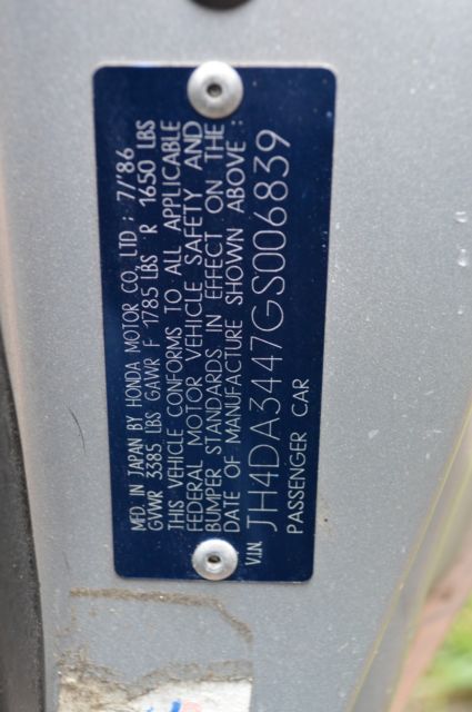 1986 Silver Acura Integra Hatchback