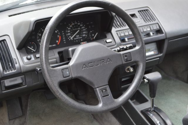 1986 Silver Acura Integra Hatchback
