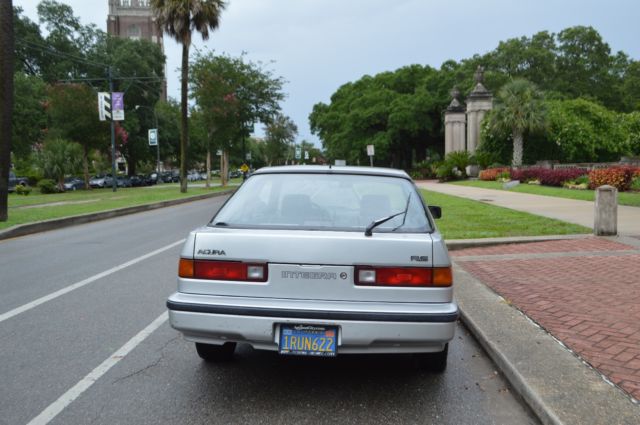 1986 Silver Acura Integra Hatchback