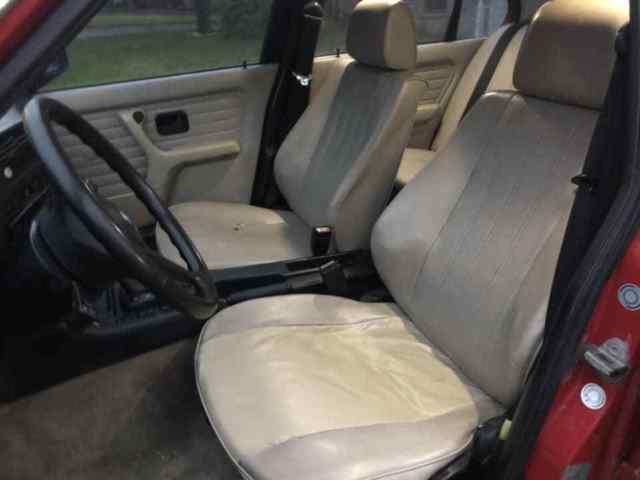 1986 Red BMW 3-Series Sedan