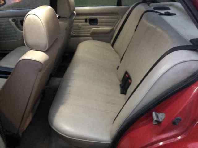 1986 Red BMW 3-Series Sedan