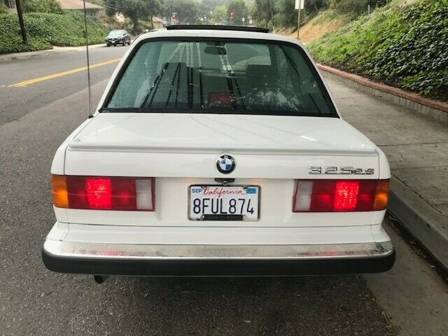1986 BMW 3-Series