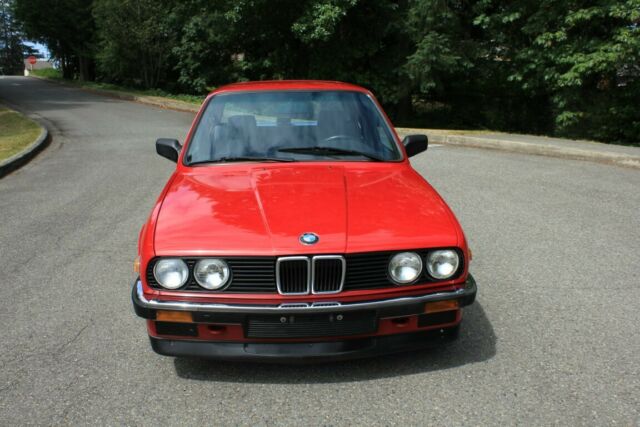 1986 Red BMW 325e