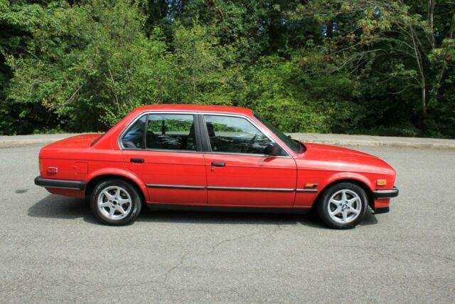 1986 Red BMW 325e