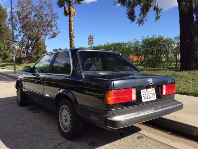 1986 Black BMW 3-Series