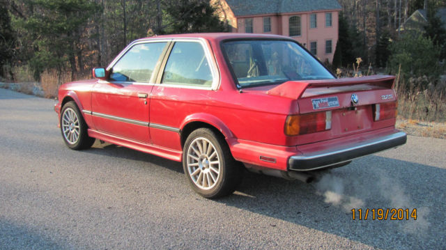 1987 red BMW 3-Series Coupe