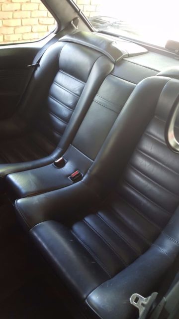 1986 Red BMW 6-Series Coupe