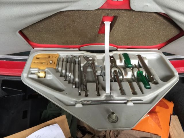 1986 Black BMW 6-Series Coupe