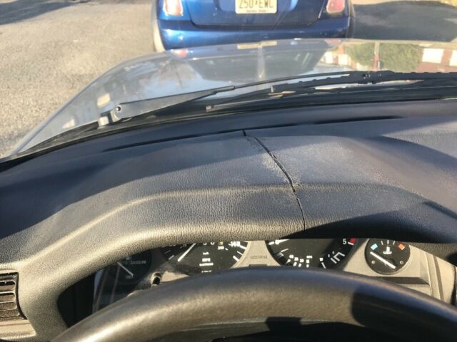 1986 Gold BMW 3-Series Coupe