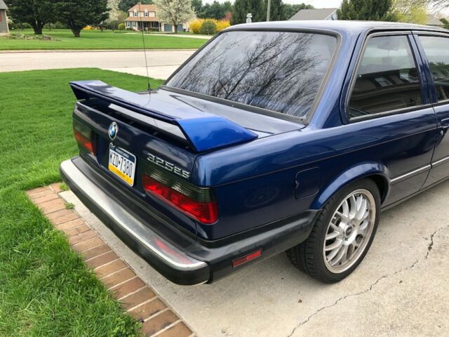1986 Blue BMW 3-Series Coupe