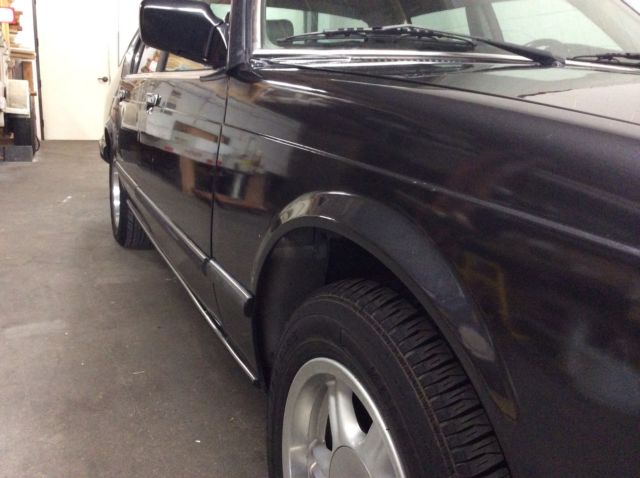 1986 Black BMW 7-Series Coupe