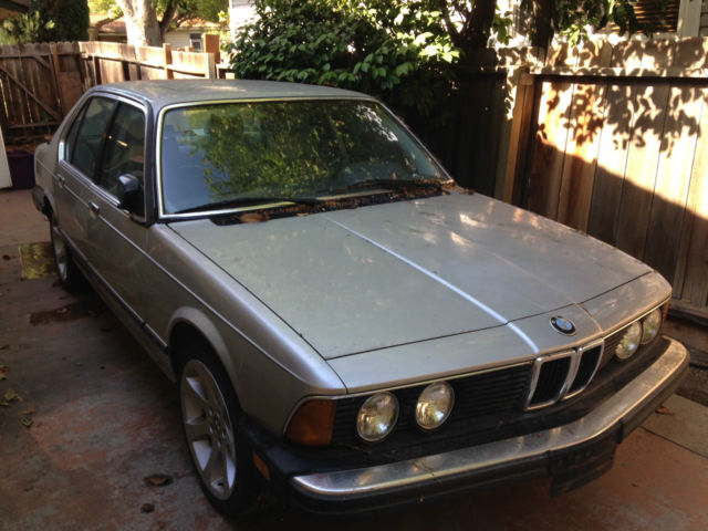 1986 Gray BMW 7-Series Sedan