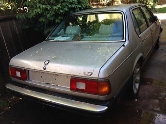 1986 Gray BMW 7-Series Sedan
