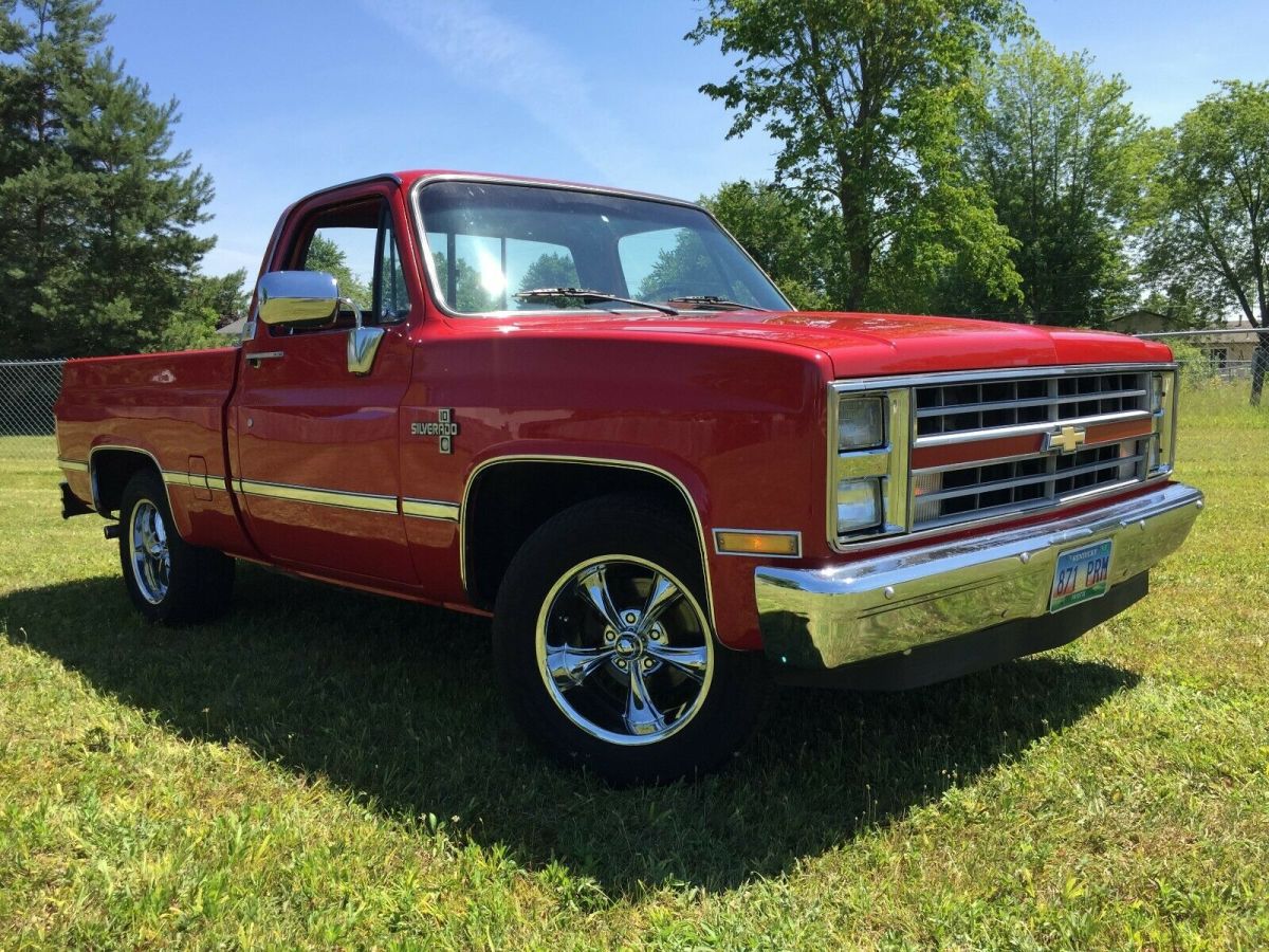 1986 Red Chevrolet C-10 Standard Cab Pickup