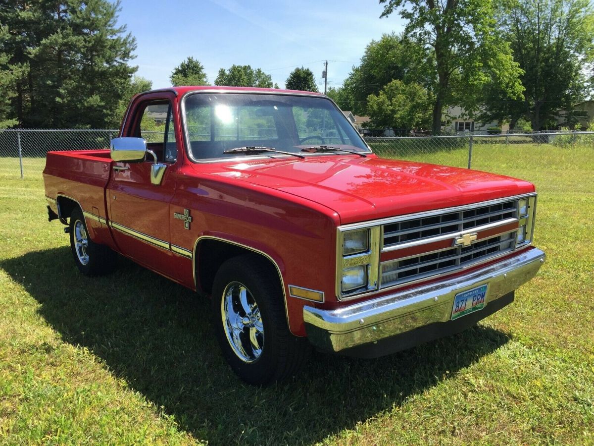 1986 Red Chevrolet C-10 Standard Cab Pickup