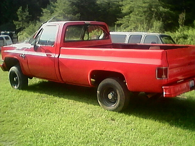 1986 Red Chevrolet C/K Pickup 1500 Standard Cab Pickup