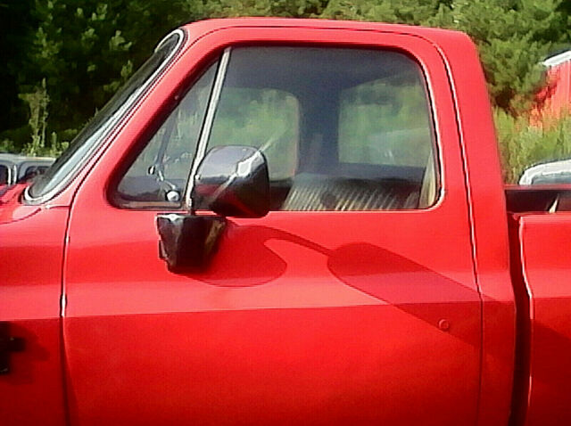 1986 Red Chevrolet C/K Pickup 1500 Standard Cab Pickup