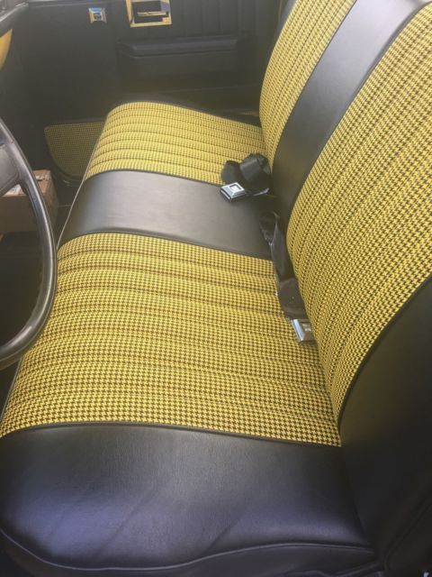 1986 Yellow Chevrolet C-10 Standard Cab Pickup