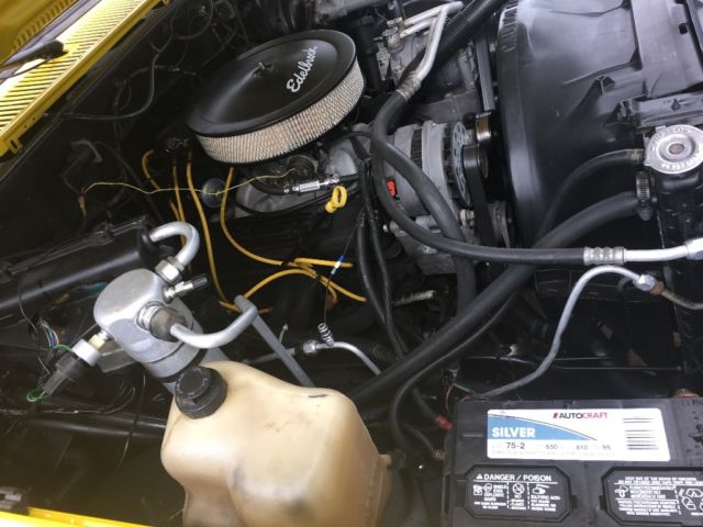 1986 Yellow Chevrolet C-10 Standard Cab Pickup