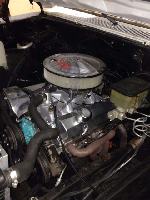 1986 White Chevrolet C-10