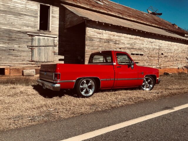 1986 Red Chevrolet C-10 Squarebody