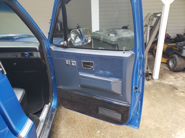 1986 Blue Chevrolet C-10
